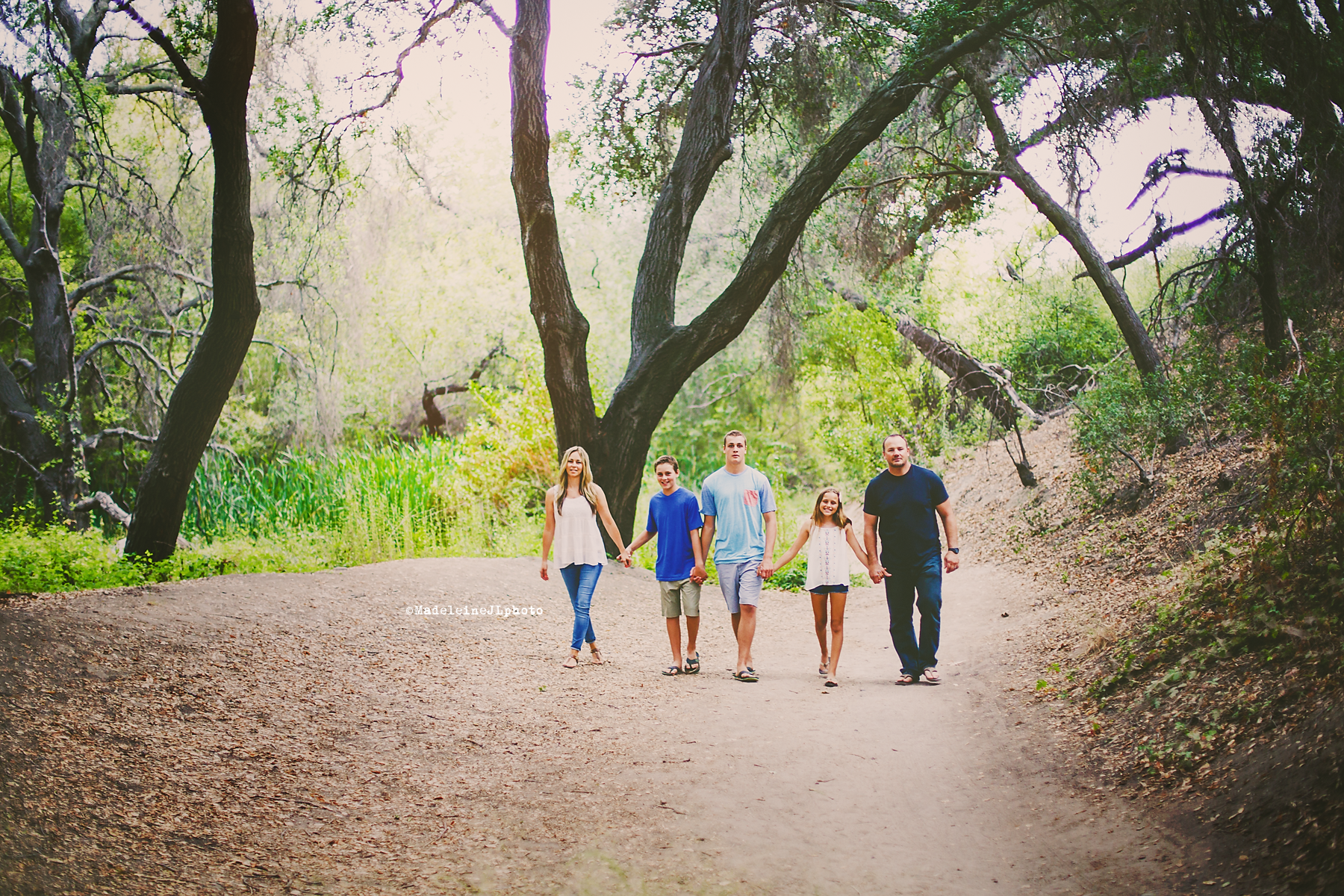 lake forest orange county ca woodsy family session pictures photography